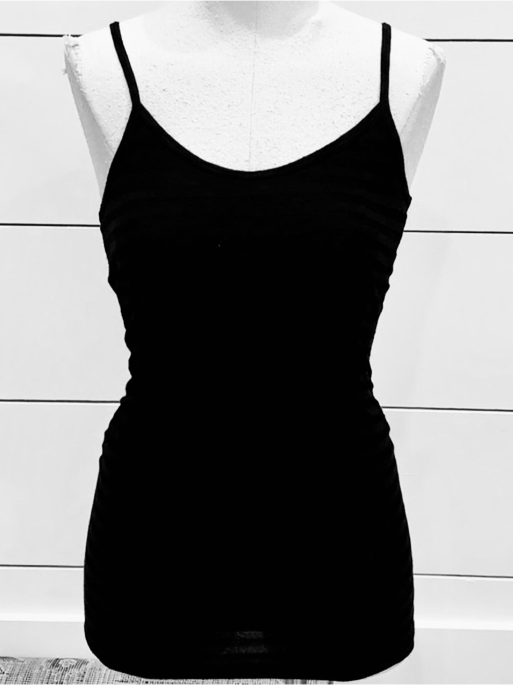 LF Spaghetti strap black ribbed tank top, Sz Medium